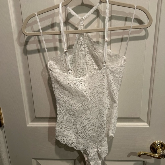 NWOT Intimissimi Ivory Lace Bodysuit - Picture 3 of 4